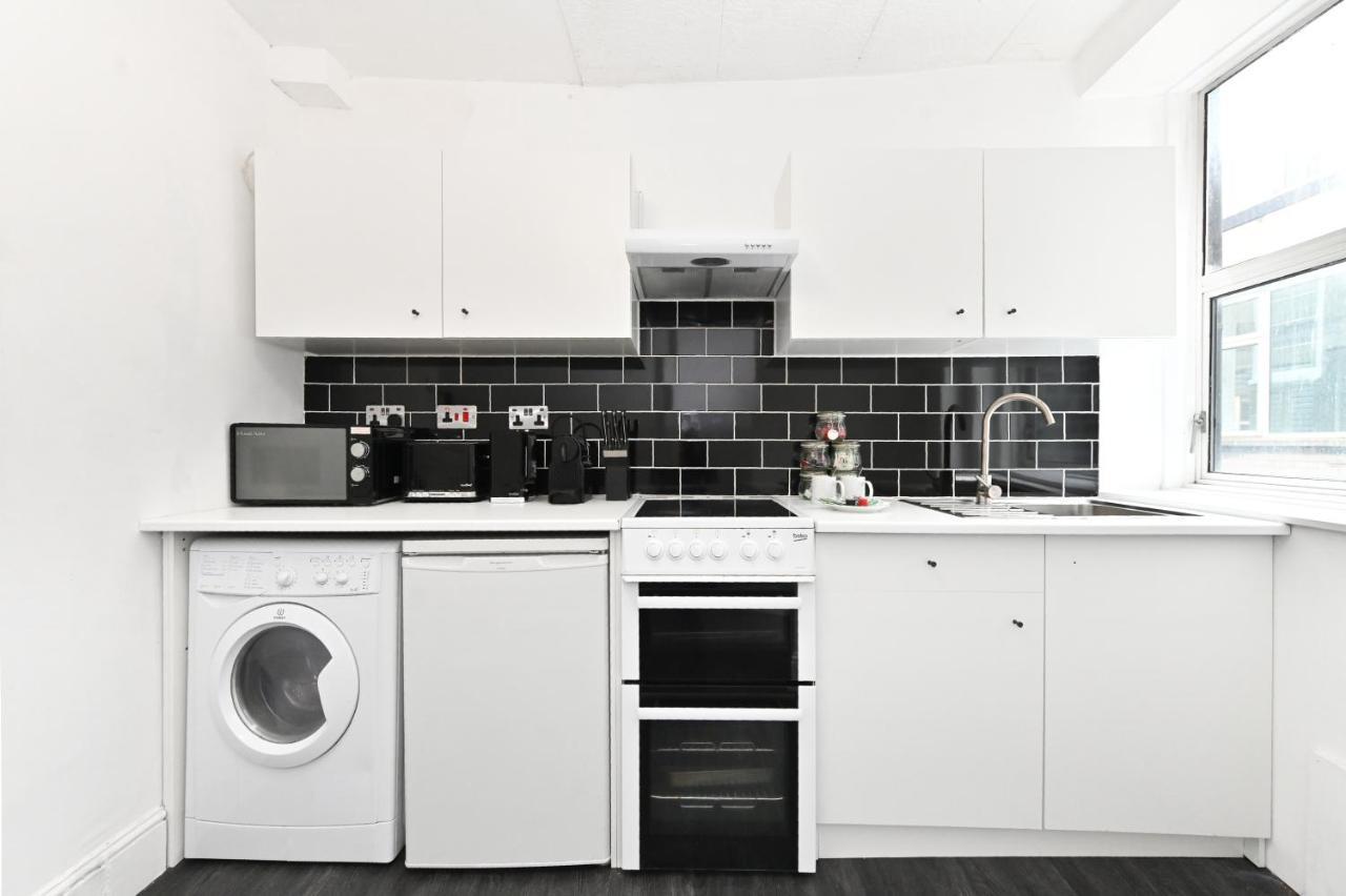לונדון Covent Garden & Soho, Cosy & Cool, Spacious Apartment מראה חיצוני תמונה