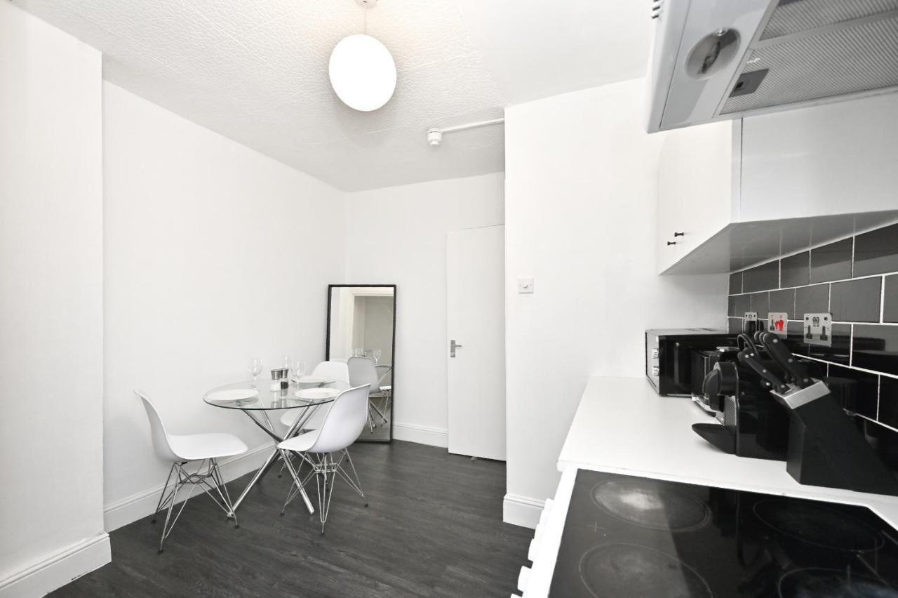 לונדון Covent Garden & Soho, Cosy & Cool, Spacious Apartment מראה חיצוני תמונה
