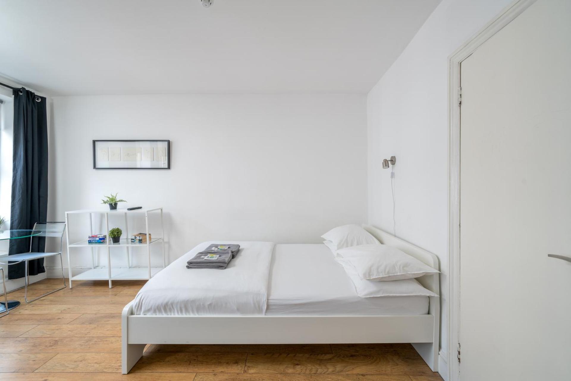לונדון Covent Garden & Soho, Cosy & Cool, Spacious Apartment מראה חיצוני תמונה